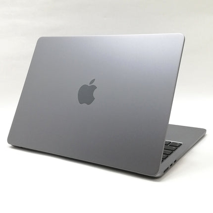 MacBook Air M2 / 13インチ / 2022 / 8GB / 512GB / スペースグレイ / ランク:B / MLXX3J/A / 【中古品管理番号:36296】