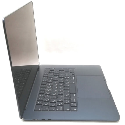 MacBook Air M2 / 15インチ / 2023 / 8GB / 256GB / ミッドナイト / ランク:B / MQKW3J/A / 【中古品管理番号:36307】