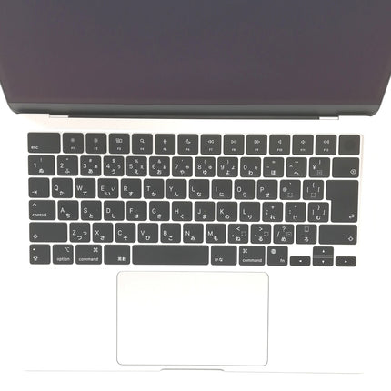 MacBook Air M2 / 13インチ / 2022 / 8GB / 256GB / シルバー / ランク:B / MLXY3J/A / 【中古品管理番号:36334】