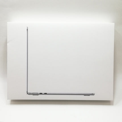 MacBook Air M2 / 13インチ / 2022 / 8GB / 256GB / シルバー / ランク:B / MLXY3J/A / 【中古品管理番号:36334】