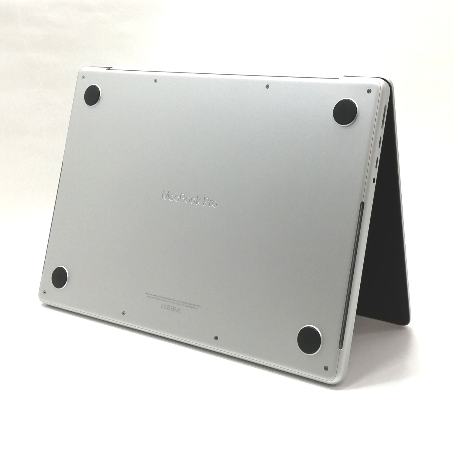 MacBook 中古 販売】MacBook Pro M1 Pro / 14インチ / 2021