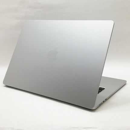 MacBook Air M3 / 15インチ / 2024 / 16GB / 256GB / シルバー / ランク:A / MC9E4J/A / 【中古品管理番号:36370】