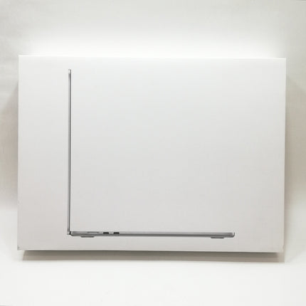 MacBook Air M3 / 15インチ / 2024 / 16GB / 256GB / シルバー / ランク:A / MC9E4J/A / 【中古品管理番号:36370】