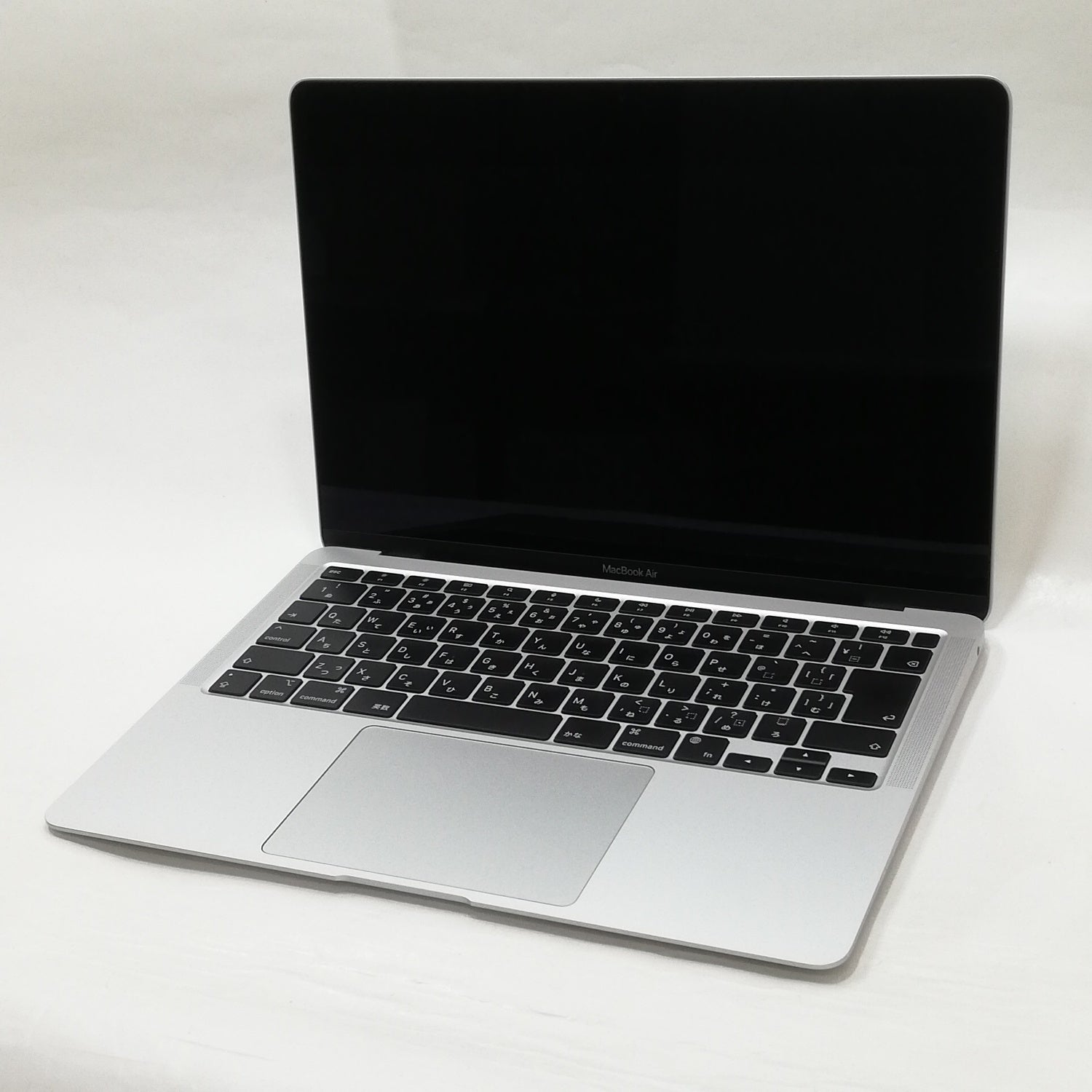 MacBook Air M1 / 13インチ / Mid2020 / 8GB / 256GB / シルバー / ランク:B / MGN93J/A / 【中古品管理番号:36376】