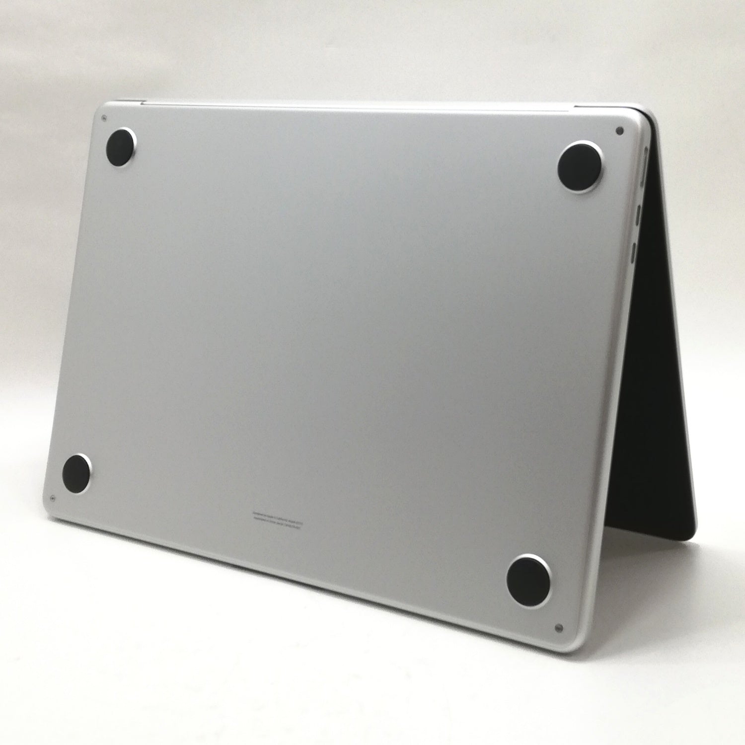 MacBook 中古 販売】MacBook Air M3 / 13インチ / 2024 / 16GB