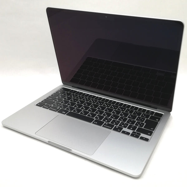 MacBook Air M2 / 13インチ / 2022(2024) / 16GB / 256GB / シルバー / ランク:A / MC7V4J/A / 【中古品管理番号:36497】