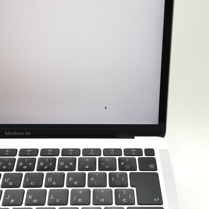 MacBook Air M1 / 13インチ / Mid2020 / 8GB / 256GB / シルバー / ランク:C / MGN93J/A / 【中古品管理番号:36507】