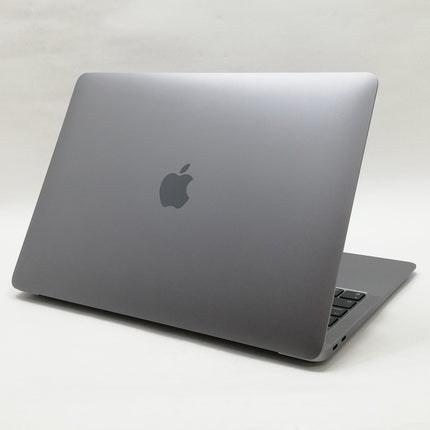 MacBook Air M1 / 13インチ / Mid2020 / 8GB / 256GB / スペースグレイ / ランク:B / MGN63J/A / 【中古品管理番号:36520】