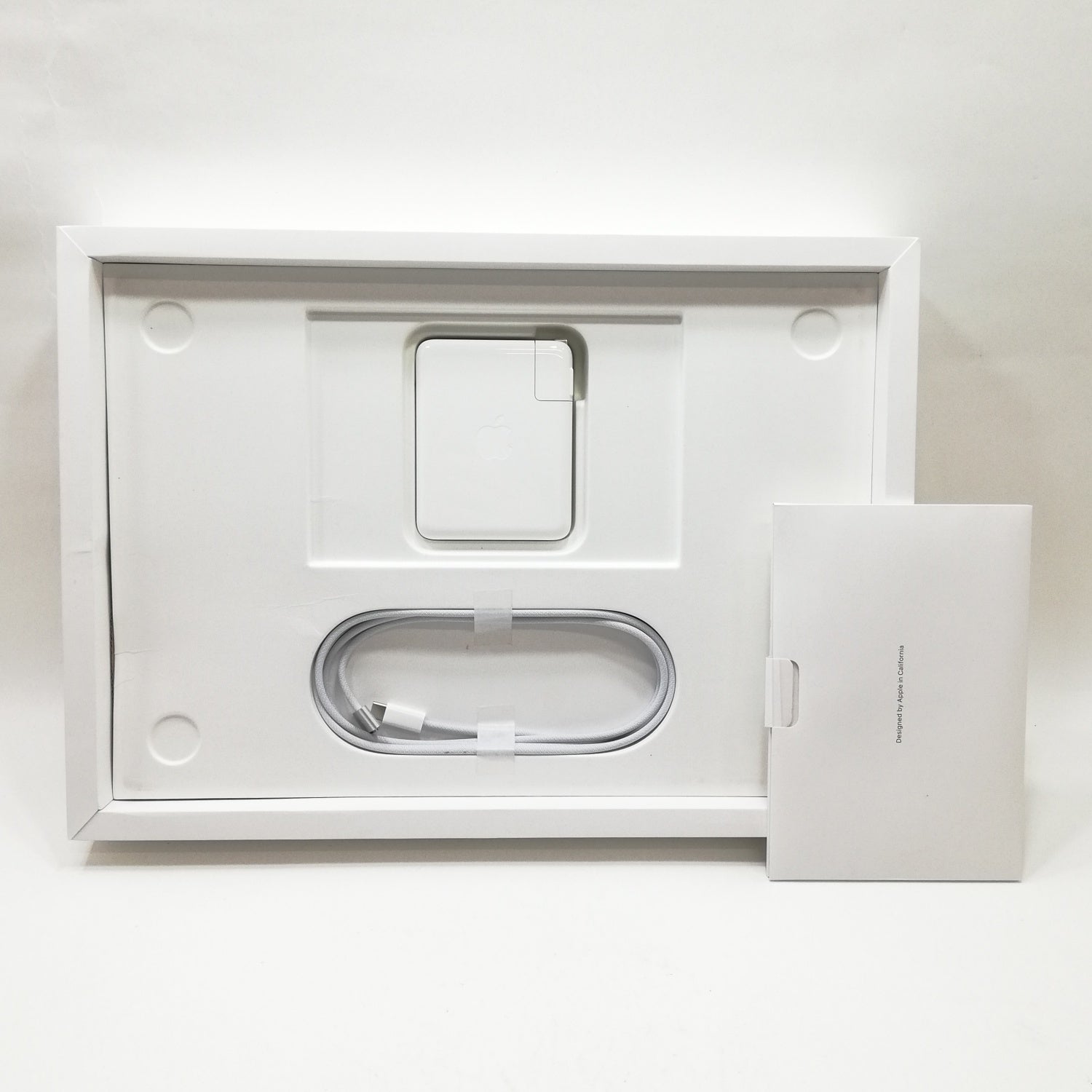 MacBook 中古 販売】MacBook Pro M2MAX / 16インチ / 2023