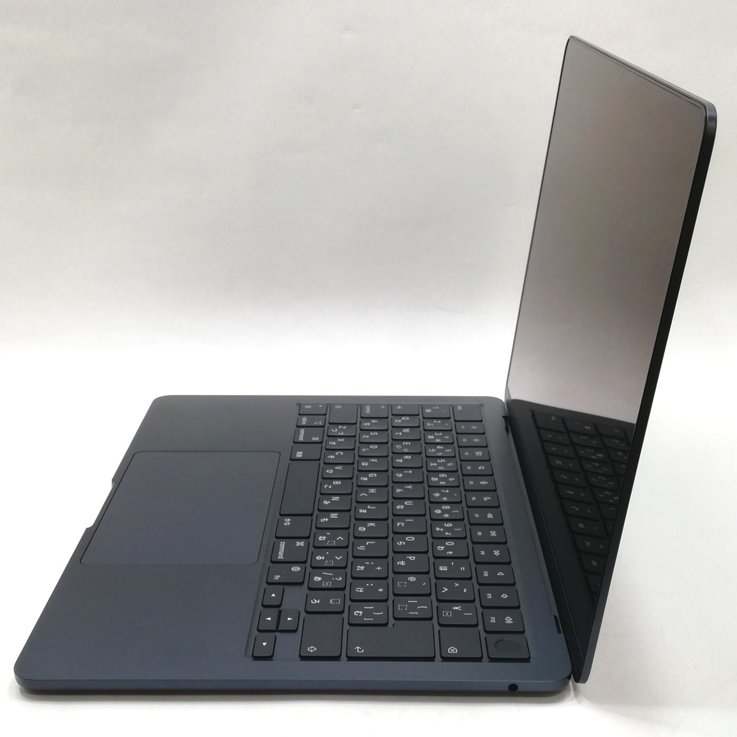 MacBook 中古 販売】MacBook Air M2 / 13インチ / 2022 / 8GB