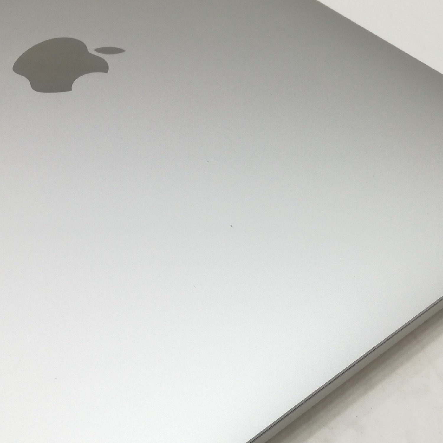 MacBook Pro M2 シルバー 箱無し MacBook 中古 販売】MacBook Pro M2 / 13インチ / 2022 / 16GB