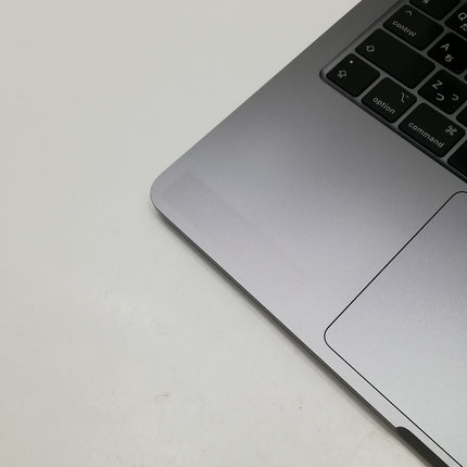 MacBook Air M2 / 13インチ / 2022 / 16GB / 512GB / スペースグレイ / ランク:B / MLXW3J/A / 【中古品管理番号:36605】