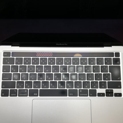 【週末限定特価】MacBook Pro Touch Bar / 13インチ / 2020 / 16GB / 256GB / シルバー / ランク:B / MXK62J/A / 【中古品管理番号:36637】