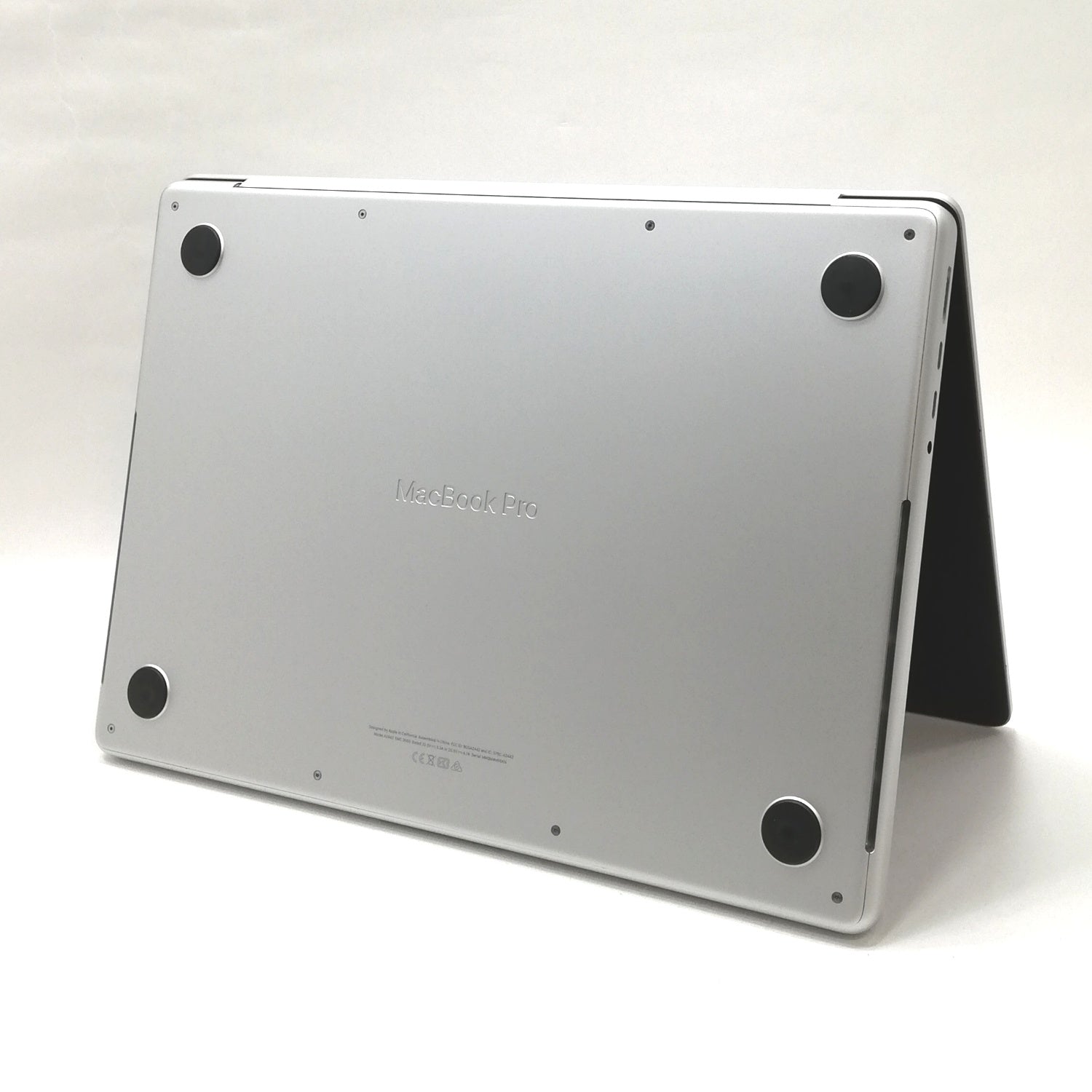 MacBook 中古 販売】MacBook Pro M1 Pro / 14インチ / 2021