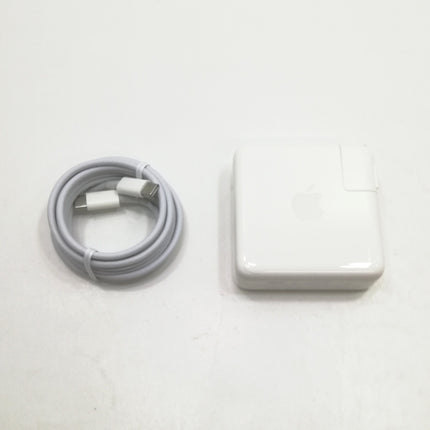 【週末限定特価】MacBook Pro Touch Bar / 13インチ / Mid 2019 / 8GB / 256GB / スペースグレイ / ランク:B / MUHP2J/A / 【中古品管理番号:36680】