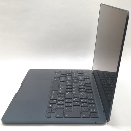 MacBook Air M2 / 13インチ / 2022(2024) / 16GB / 256GB / ミッドナイト / ランク:A / MC7X4J/A / 【中古品管理番号:36684】