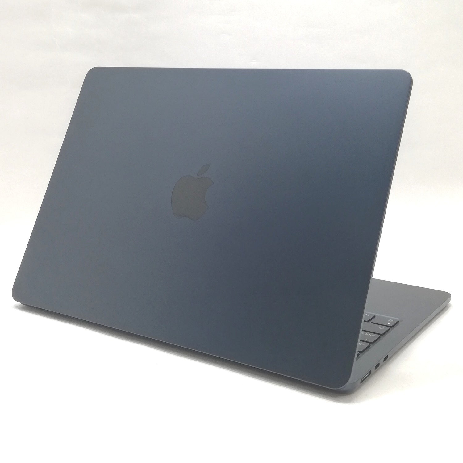 MacBook 中古 販売】MacBook Air M2 / 13インチ / 2022(2024