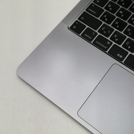 MacBook Air M1 / 13インチ / Mid2020 / 8GB / 256GB / スペースグレイ / ランク:B / MGN63J/A / 【中古品管理番号:36687】