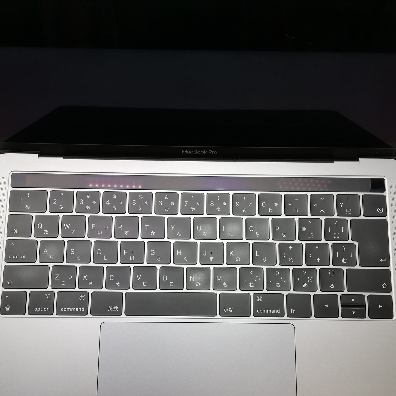 MacBook Pro Touch Bar【ほぼ新品】 13.3インチMacBook Pro [整備済製品] 8コアCPUと8コアGPUを搭載