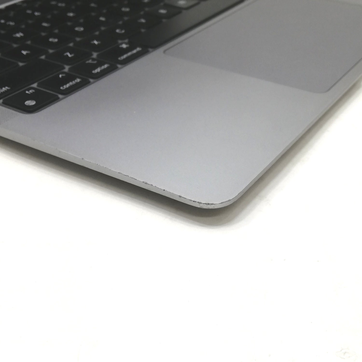 MacBook 中古 販売】MacBook Air M1 / 13インチ / Mid2020