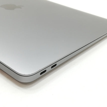 MacBook Air M1 / 13インチ / Mid2020 / 8GB / 256GB / スペースグレイ / ランク:B / MGN63J/A / 【中古品管理番号:36726】