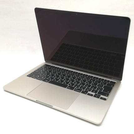MacBook Air M2 / 13インチ / 2022(2024) / 16GB / 256GB / スターライト / ランク:A / MC7W4J/A / 【中古品管理番号:36728】