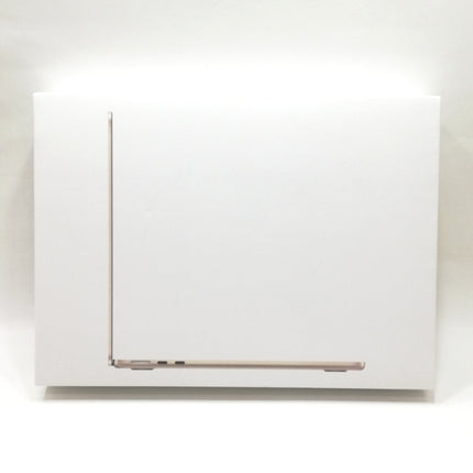 MacBook Air M2 / 13インチ / 2022(2024) / 16GB / 256GB / スターライト / ランク:A / MC7W4J/A / 【中古品管理番号:36728】
