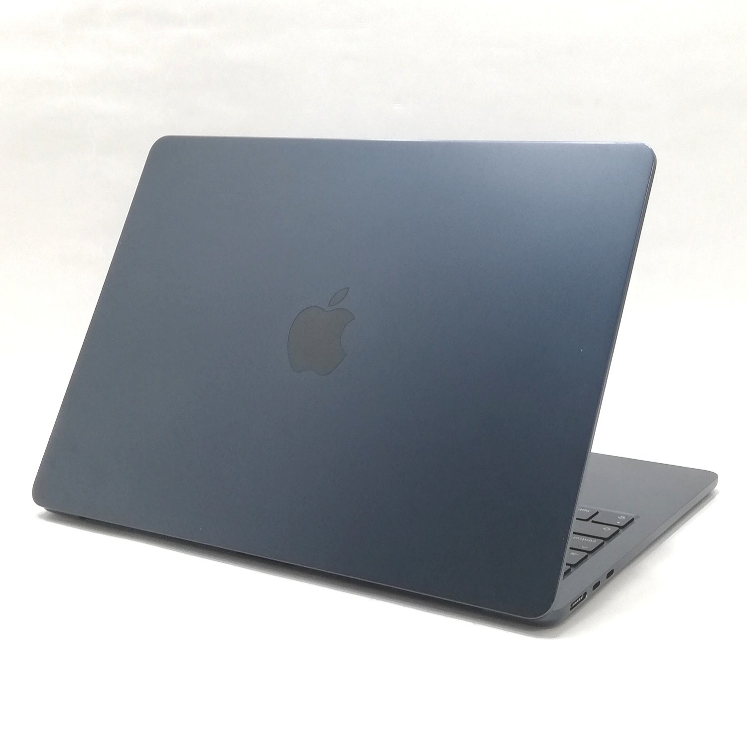 MacBook 中古 販売】MacBook Air M2 / 13インチ / 2022 / 8GB