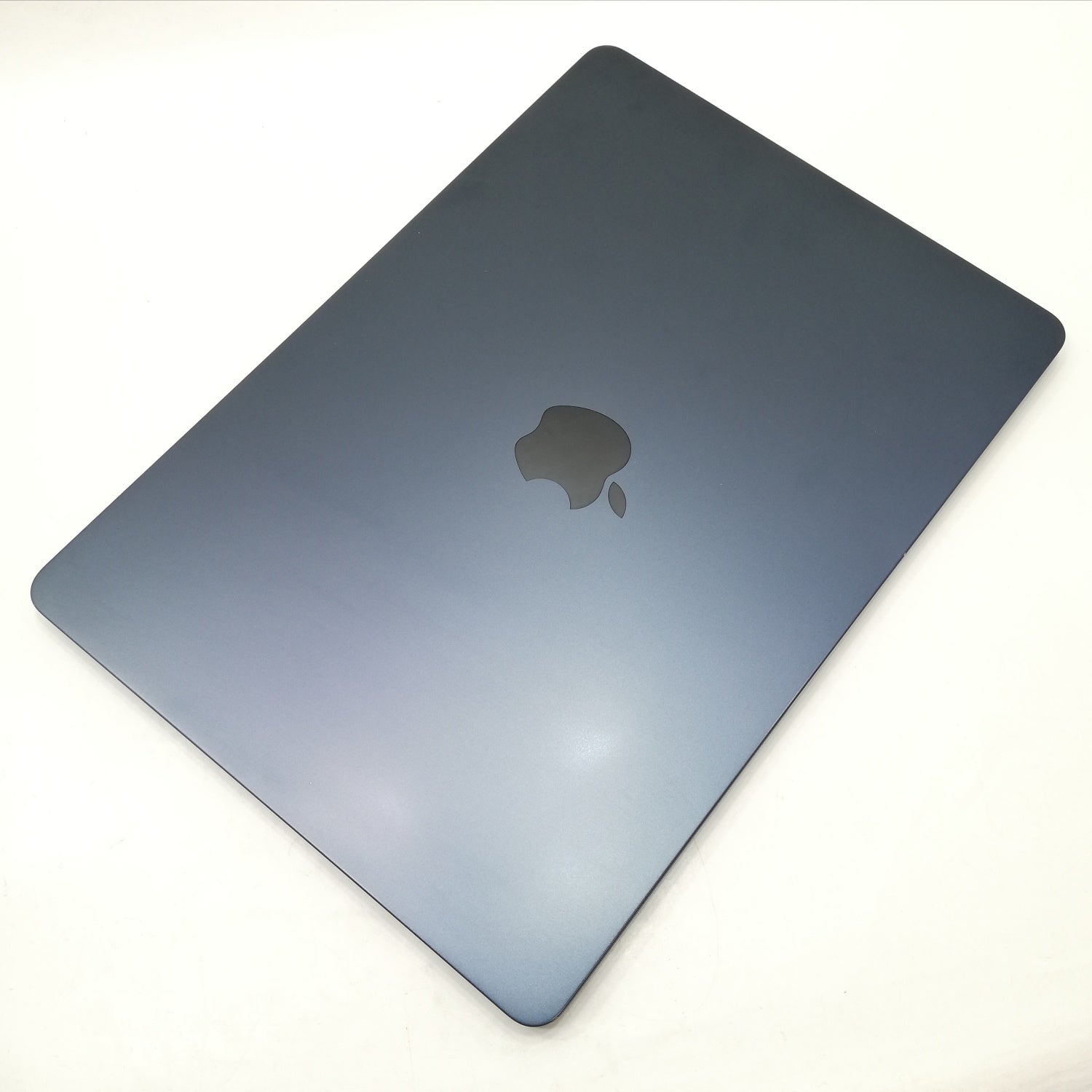 MacBook 中古 販売】MacBook Air M2 / 13インチ / 2022 / 8GB