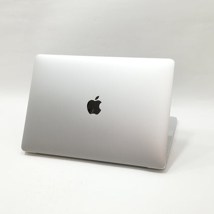 MacBook Air M1 / 13インチ / Mid2020 / 8GB / 256GB / シルバー / ランク:A / MGN93J/A / 【中古品管理番号:36740】