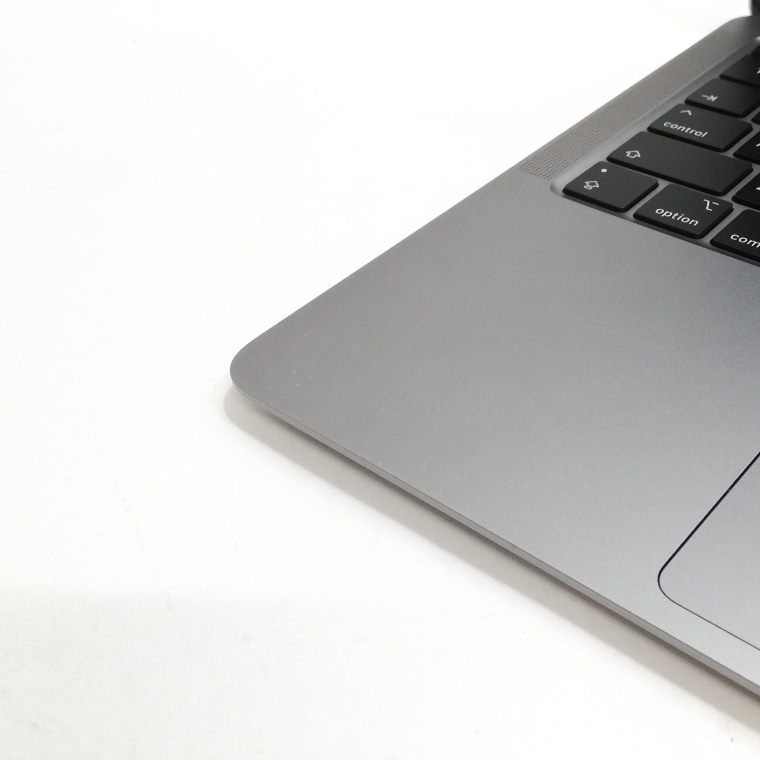 MacBook Air M1 8GB 256GB【整備済品】スペースグレイ MacBook 中古 販売】MacBook Air M1 / 13インチ / Mid2020 / 8GB
