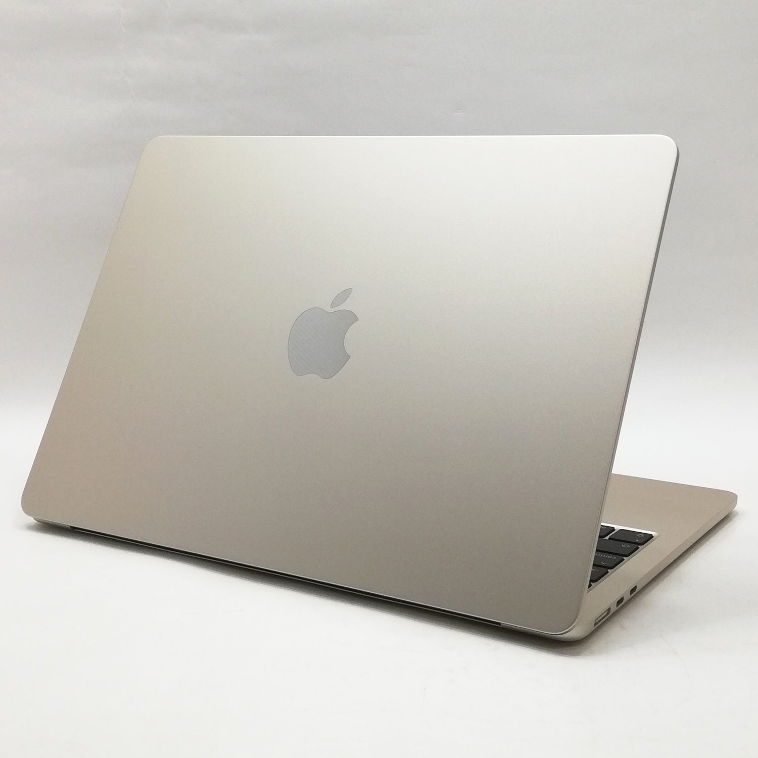 たいき￼Macbook Air M3 2024 16GB 美品 Apple MacBook Air 15.3インチ Liquid Retinaディスプレイ Early