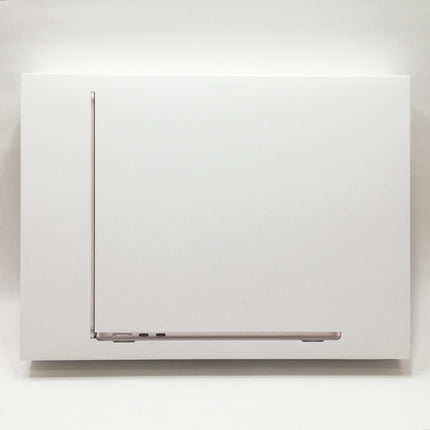 MacBook Air M3 / 13インチ / 2024 / 16GB / 512GB / スターライト / ランク:A / MXCU3J/A / 【中古品管理番号:36818】