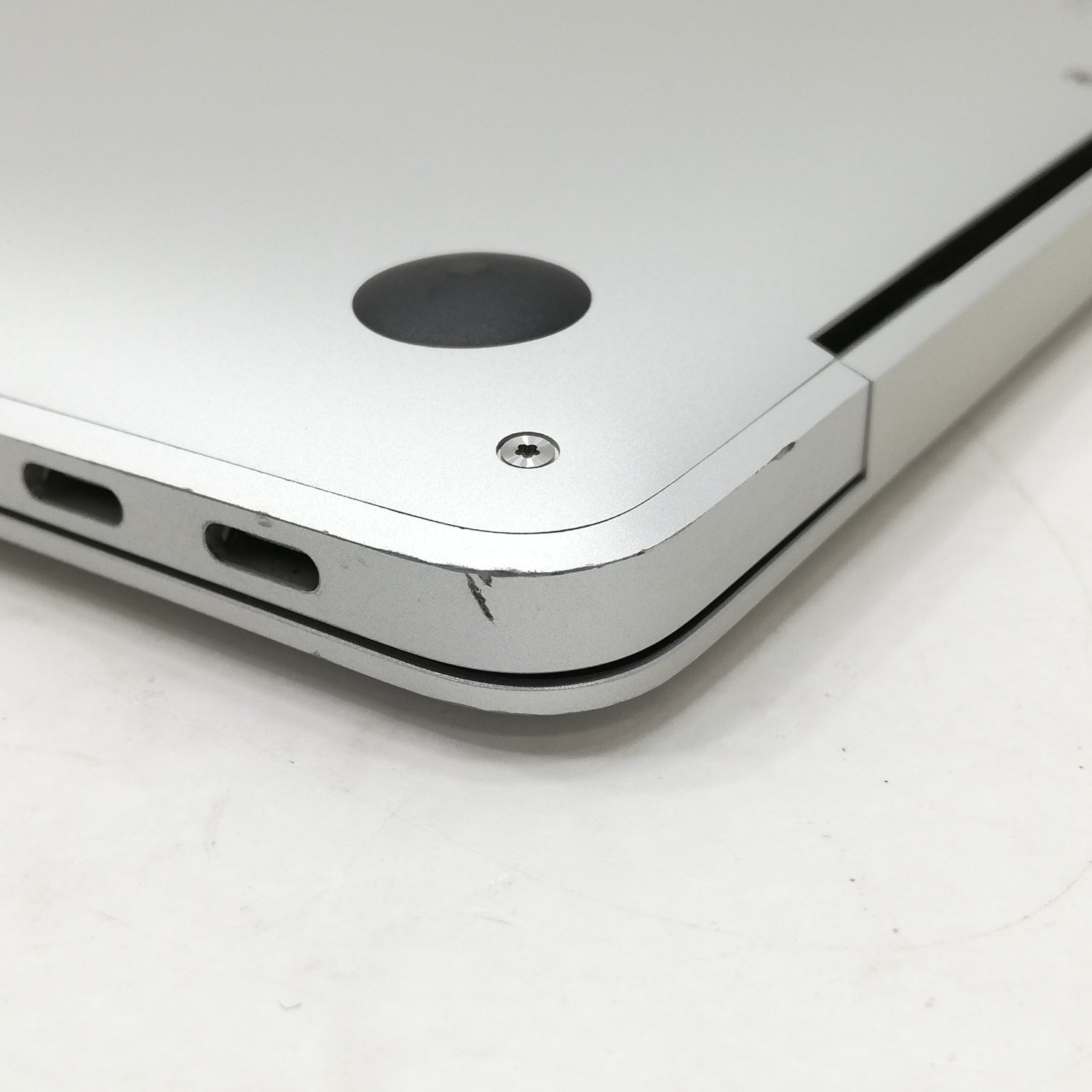 [美品]MacBookAir, 2020 256GB シルバー マジックマウス付 MacBook air 2020 256GB シルバー マウス付