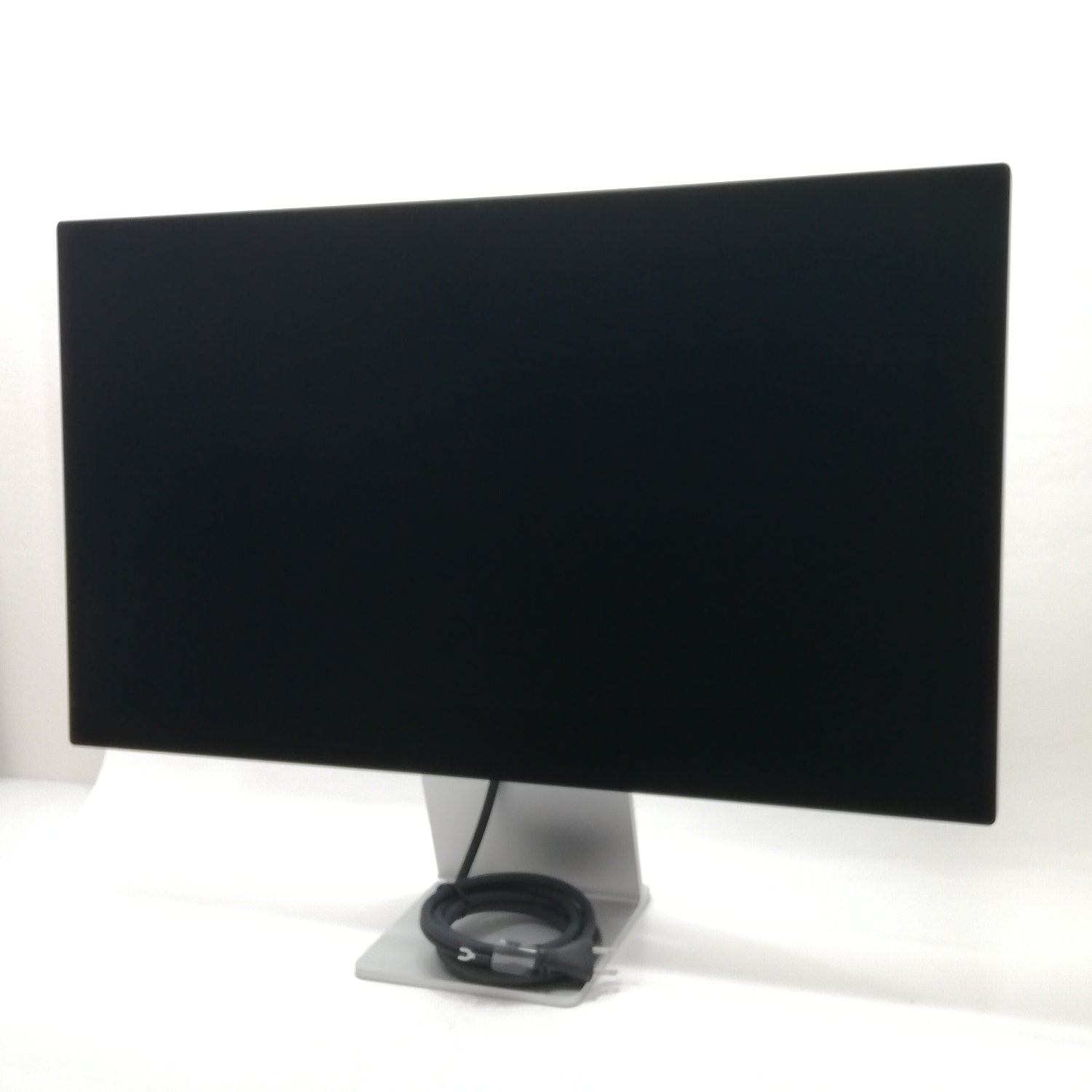 美品Apple Studio Display シルバー、キーボード、マウス付き 美品Apple Studio Display シルバー、キーボード、マウス付き