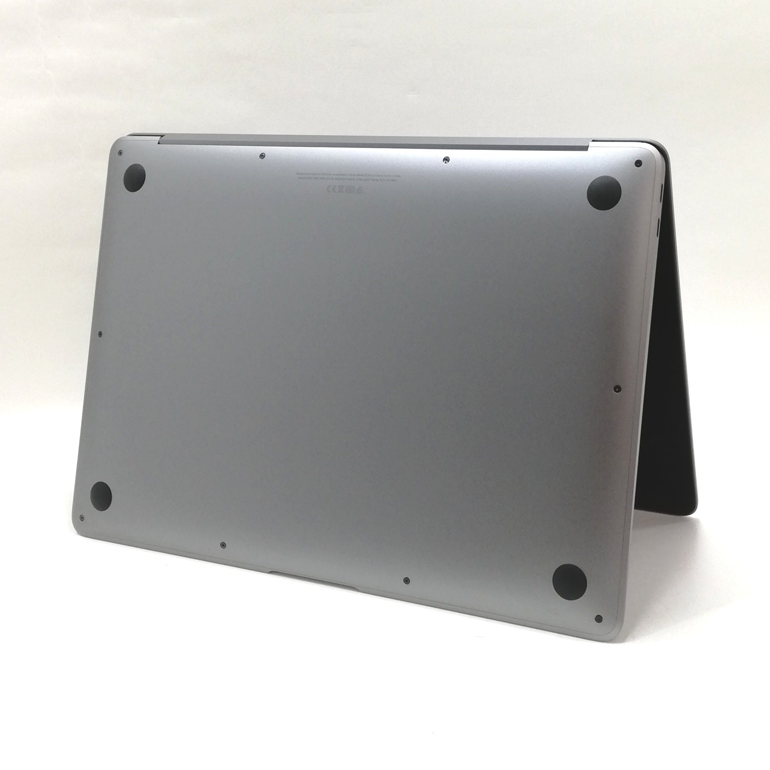 【極美品】　Macbook Air M1 8/256GB スペースグレー Amazon.co.jp: 【整備済み品】 Apple MacBook Air M1 2020(13