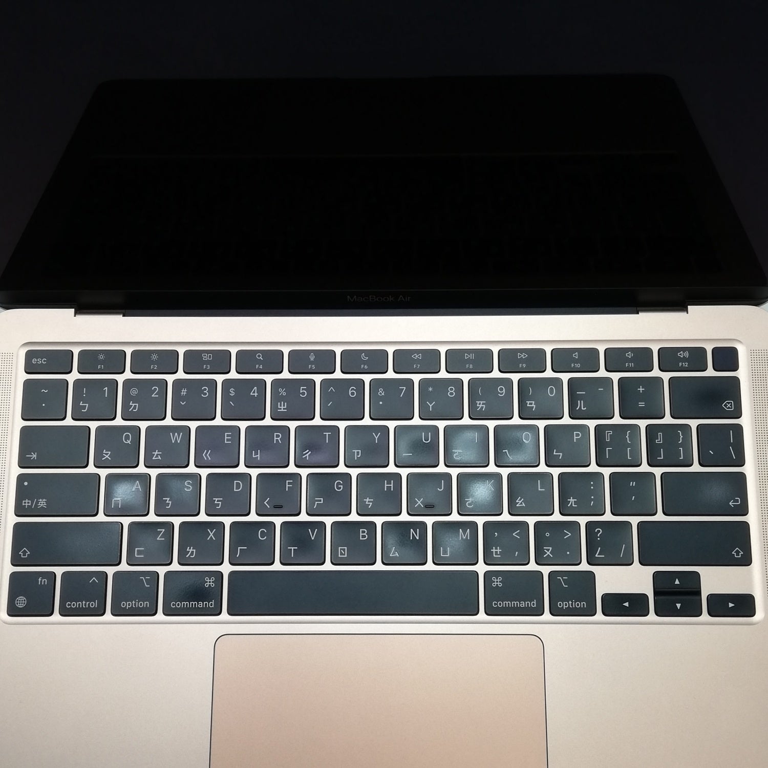 ■Macbook air M1 CPU8 メモリ16G 512GBゴールド Amazon.co.jp: 【整備済み品】 Apple MacBook Air M1 2020(13