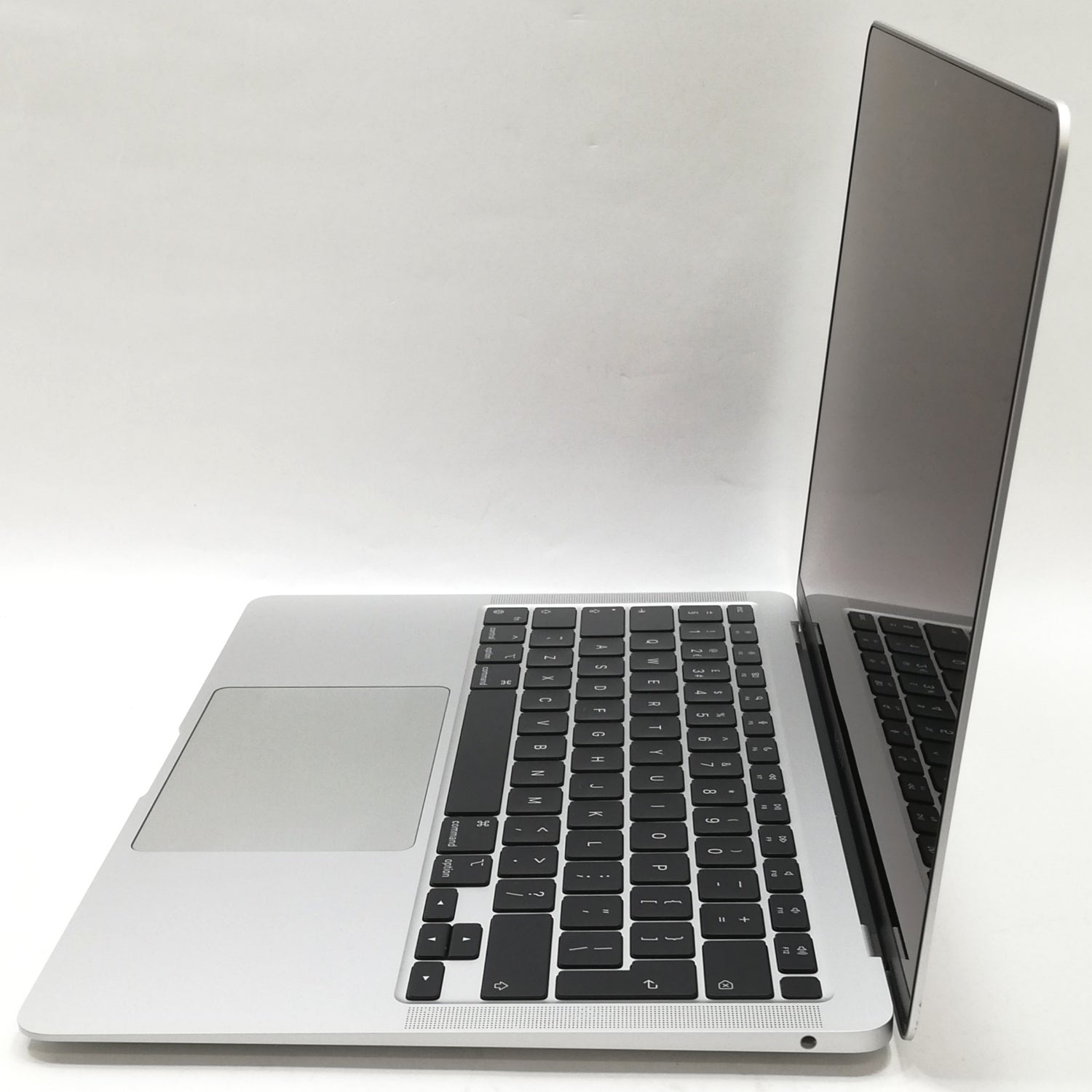 MacBook 中古 販売】MacBook Air M1 / 13インチ / Mid2020 / 8GB