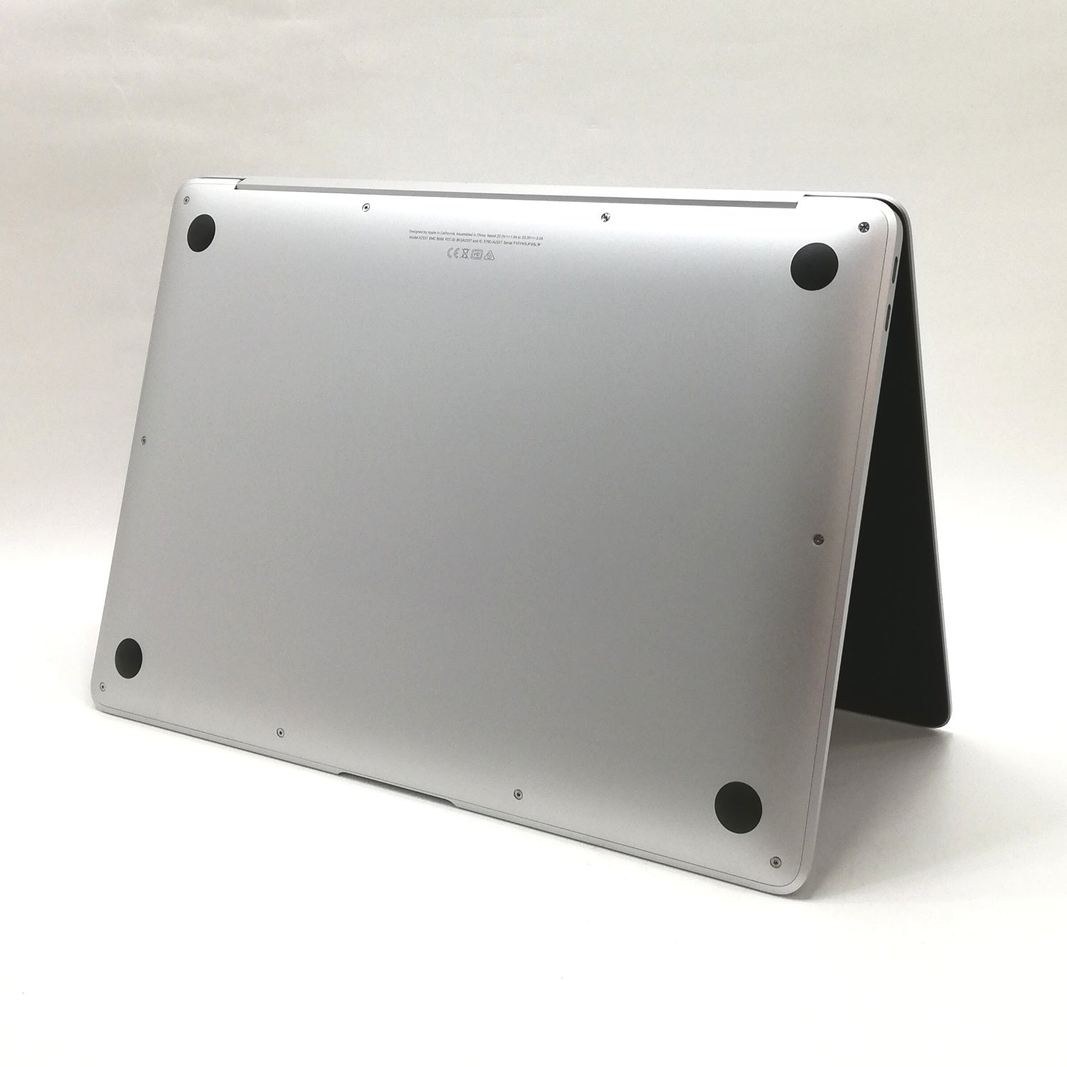 MacBook 中古 販売】MacBook Air M1 / 13インチ / Mid2020 / 8GB