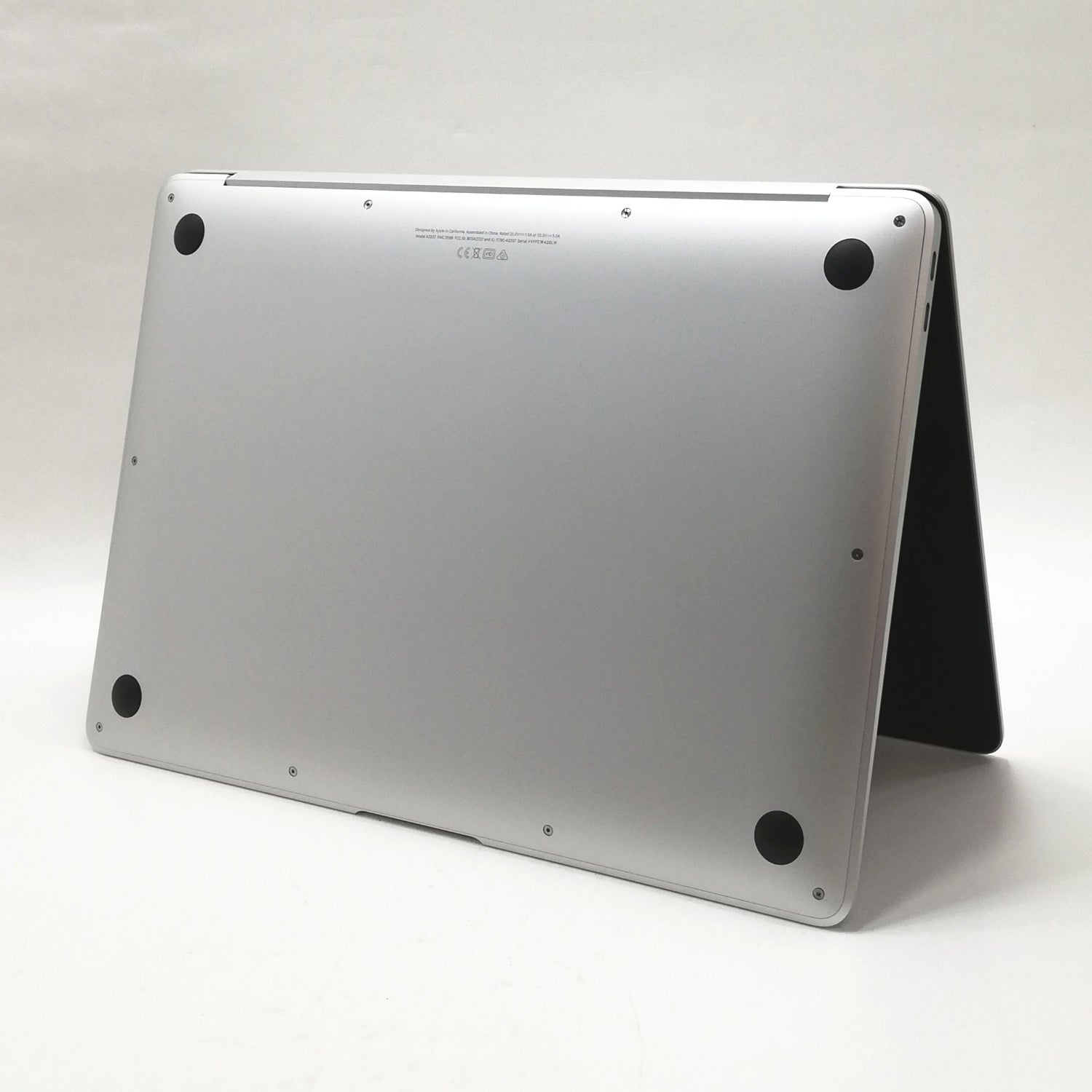 MacBook 中古 販売】MacBook Air M1 / 13インチ / Mid2020 / 8GB