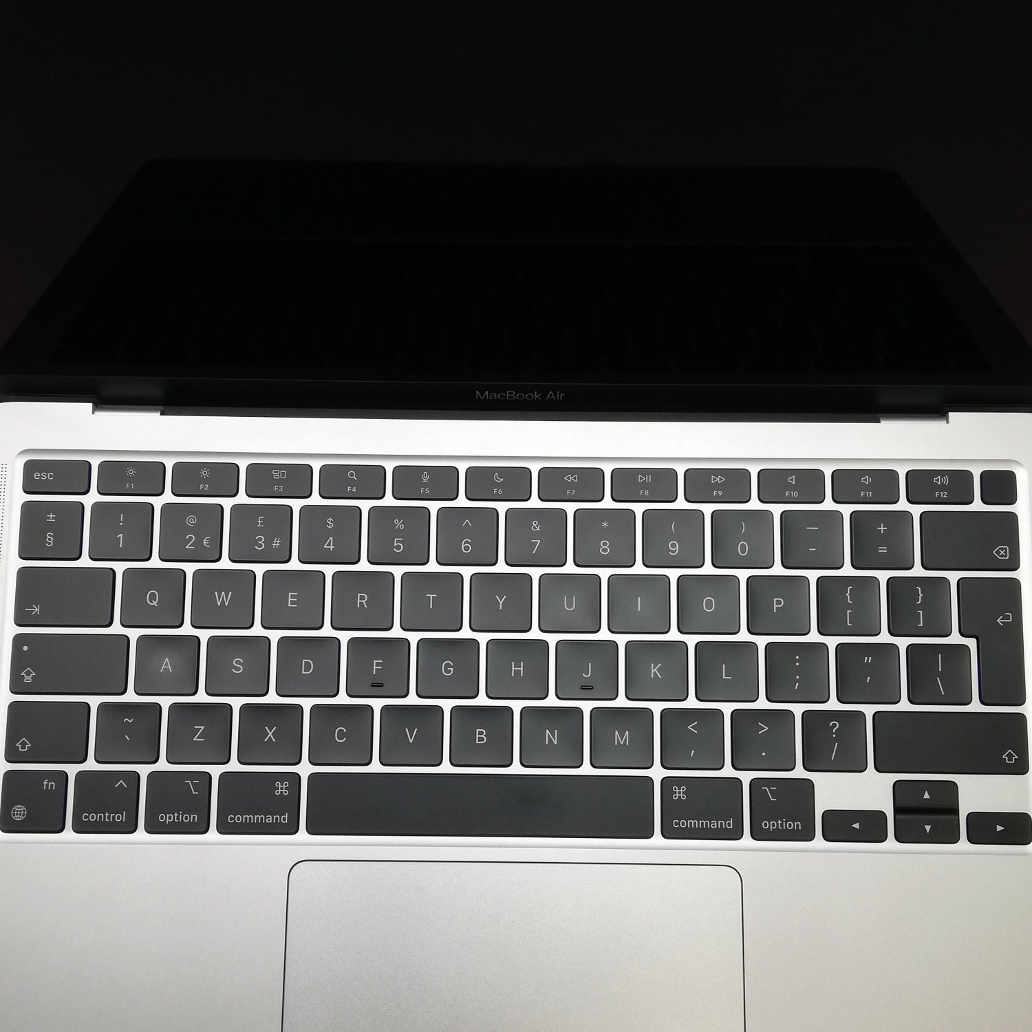 MacBook 中古 販売】MacBook Air M1 / 13インチ / Mid2020 / 8GB