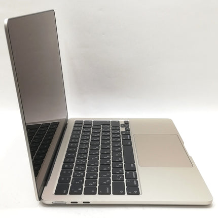 MacBook Air M2 / 13インチ / 2022(2024) / 16GB / 256GB / スターライト / ランク:A / MC7W4J/A / 【中古品管理番号:36855】