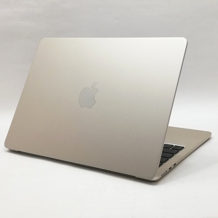 MacBook Air M2 / 13インチ / 2022(2024) / 16GB / 256GB / スターライト / ランク:A / MC7W4J/A / 【中古品管理番号:36855】