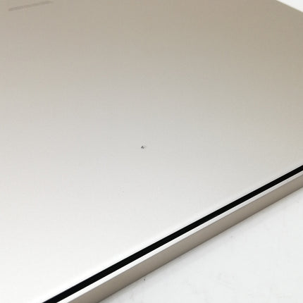 MacBook Air M2 / 13インチ / 2022(2024) / 16GB / 256GB / スターライト / ランク:A / MC7W4J/A / 【中古品管理番号:36855】