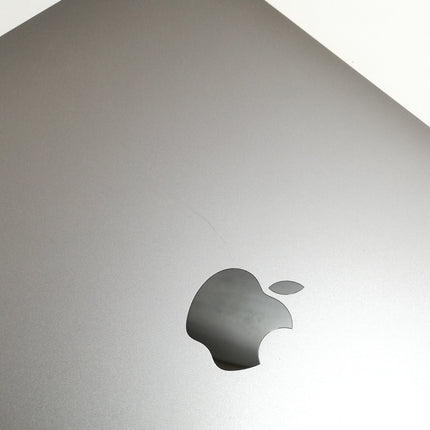 MacBook Air M1 / 13インチ / Mid2020 / 16GB / 256GB / スペースグレイ / ランク:B / MGN63J/A / 【中古品管理番号:36865】