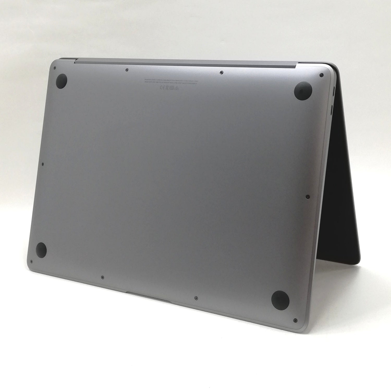 【美品】MacBook Air 13\" M1/8GB/256GB スペースグレイ Amazon.co.jp: 【整備済み品】 Apple MacBook Air M1 2020(13