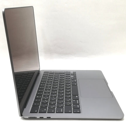 MacBook Air M2 / 13インチ / 2022 / 16GB / 512GB / スペースグレイ / ランク:B / MLXX3J/A / 【中古品管理番号:36898】
