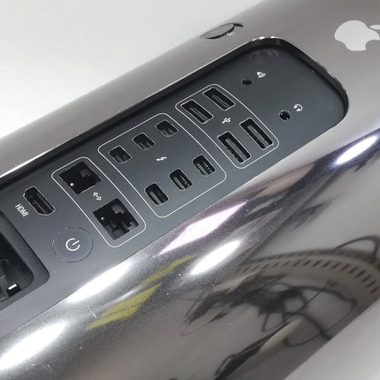 Mac Pro / Late 2013 / 32GB / 1TB / ブラック / ランク:D / ME253J/A / 【中古品管理番号:36902】