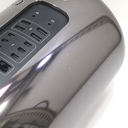 Mac Pro / Late 2013 / 32GB / 1TB / ブラック / ランク:C / ME253J/A / 【中古品管理番号:36903】