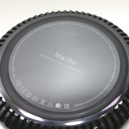 Mac Pro / Late 2013 / 64GB / 512GB / ブラック / ランク:D / ME253J/A / 【中古品管理番号:36904】